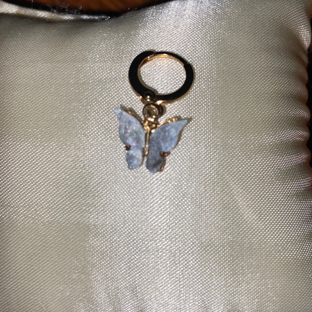 Custom made blue butterfly earrings - Picture 2 of 2
